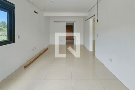 Casa de condomínio para alugar com 285m², 4 quartos e 4 vagassuite 4