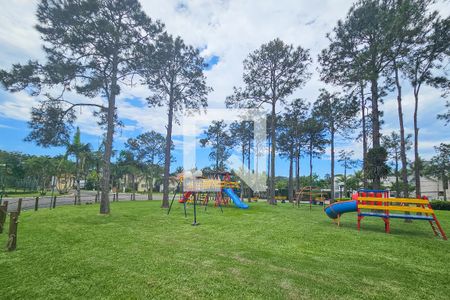 Casa de condomínio para alugar com 285m², 4 quartos e 4 vagasÁrea de Lazer 