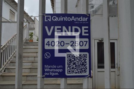 Casa à venda com 140m², 3 quartos e 3 vagasPlaquinha