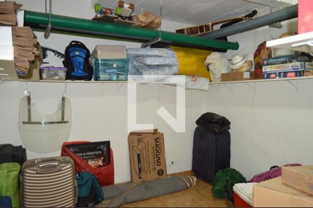 Casa à venda com 140m², 3 quartos e 3 vagasDepósito