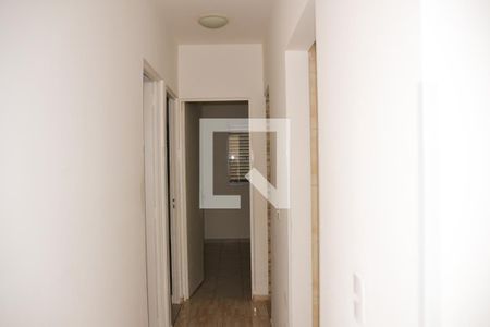 Corredor de apartamento para alugar com 3 quartos, 80m² em Santa Paula, São Caetano do Sul