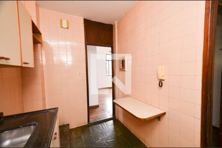 Apartamento à venda com 75m², 2 quartos e 1 vagaCozinha