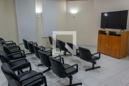 Apartamento à venda com 100m², 2 quartos e 1 vaga Apartamento à venda com 100m², 2 quartos e 1 vagaCinema