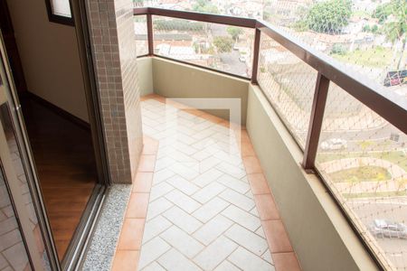 SACADA de apartamento para alugar com 3 quartos, 140m² em Jardim Primavera, Campinas