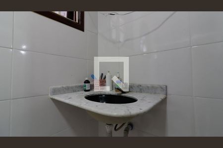 Casa à venda com 140m², 2 quartos e 2 vagas Casa à venda com 140m², 2 quartos e 2 vagasBanheiro