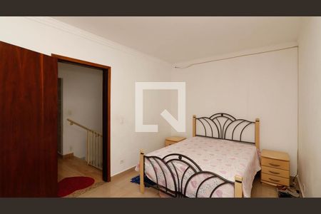 Casa à venda com 140m², 2 quartos e 2 vagas Casa à venda com 140m², 2 quartos e 2 vagasSuíte