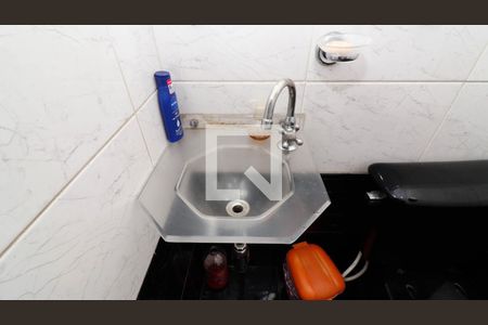 Casa à venda com 140m², 2 quartos e 2 vagas Casa à venda com 140m², 2 quartos e 2 vagasLavabo