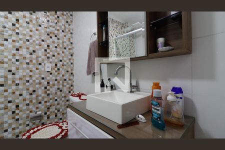 Casa à venda com 140m², 2 quartos e 2 vagas Casa à venda com 140m², 2 quartos e 2 vagasBanheiro da Suíte