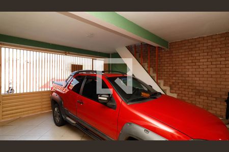 Casa à venda com 140m², 2 quartos e 2 vagas Casa à venda com 140m², 2 quartos e 2 vagasGaragem