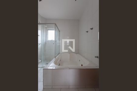 Apartamento para alugar com 207m², 3 quartos e 1 vagaBanheiro da Suíte