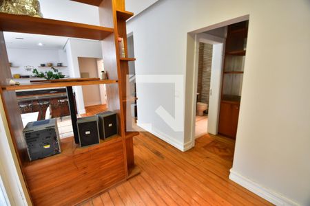 Casa de condomínio à venda com 700m², 5 quartos e 2 vagasSala