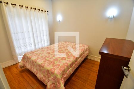 Casa de condomínio à venda com 700m², 5 quartos e 2 vagasQuarto