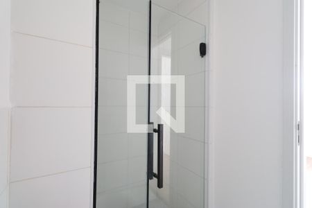 Banheiro de apartamento para alugar com 2 quartos, 40m² em Barra Funda, São Paulo
