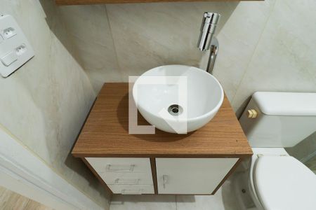 Apartamento à venda com 70m², 3 quartos e 1 vaga Apartamento à venda com 70m², 3 quartos e 1 vagaBanheiro da Suíte