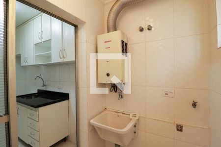 Apartamento à venda com 70m², 3 quartos e 1 vaga Apartamento à venda com 70m², 3 quartos e 1 vagaCozinha e Área de Serviço