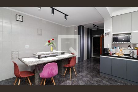 Casa à venda com 393m², 4 quartos e 5 vagasCozinha