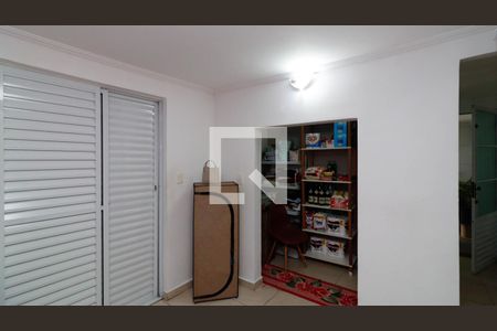 Casa à venda com 393m², 4 quartos e 5 vagasQuarto de Serviço