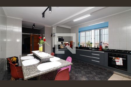 Casa à venda com 393m², 4 quartos e 5 vagasCozinha