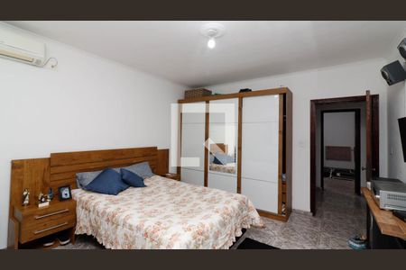 Casa à venda com 393m², 4 quartos e 5 vagasSuíte 3