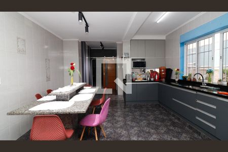 Casa à venda com 393m², 4 quartos e 5 vagasCozinha