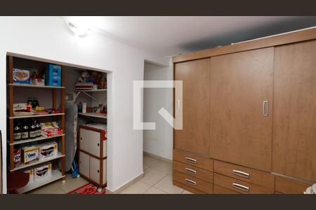 Casa à venda com 393m², 4 quartos e 5 vagasQuarto de Serviço
