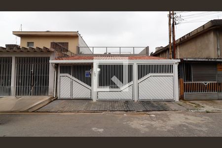 Casa à venda com 393m², 4 quartos e 5 vagasFachada