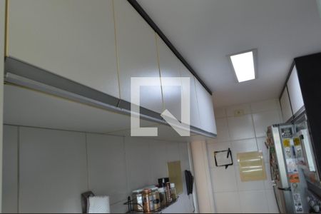 Apartamento à venda com 117m², 3 quartos e 2 vagasCozinha