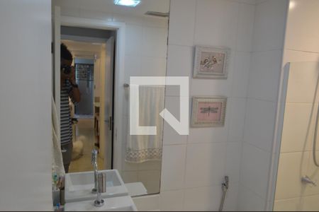 Apartamento à venda com 117m², 3 quartos e 2 vagasBanheiro da Suíte 