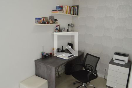 Apartamento à venda com 117m², 3 quartos e 2 vagasEscritório