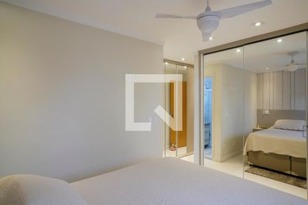Suíte de apartamento à venda com 3 quartos, 108m² em Santo Antônio, São Caetano do Sul
