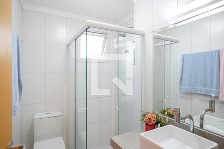 Apartamento à venda com 108m², 3 quartos e 3 vagasBanheiro da suíte