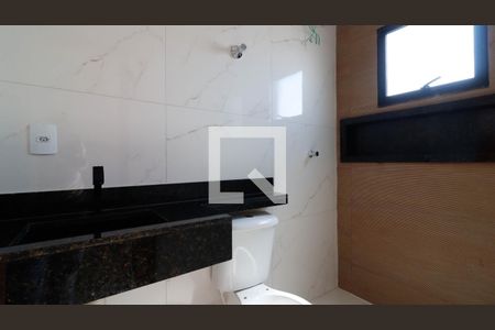 Casa de condomínio à venda com 82m², 2 quartos e 2 vagas Casa de condomínio à venda com 82m², 2 quartos e 2 vagasBanheiro da Suíte 1