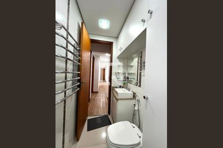 Apartamento para alugar com 120m², 2 quartos e 3 vagasBanheiro 1