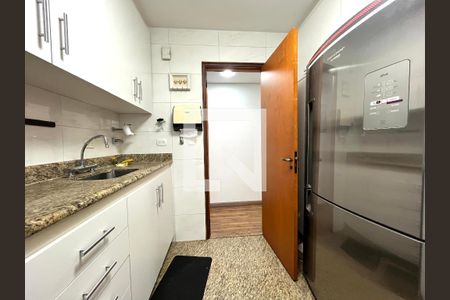Apartamento para alugar com 120m², 2 quartos e 3 vagasCozinha