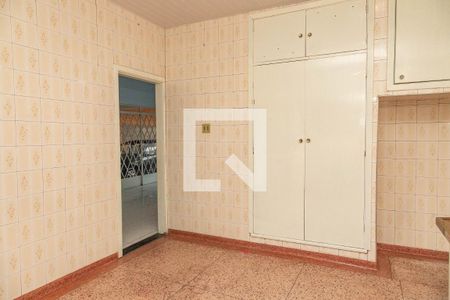 Apartamento à venda com 80m², 2 quartos e 7 vagasCozinha