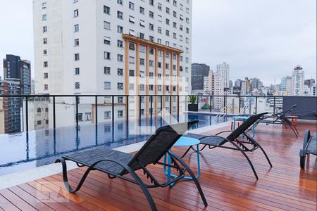 Apartamento à venda com 38m², 1 quarto e sem vaga Apartamento à venda com 38m², 1 quarto e sem vagaÁrea comum - Piscina