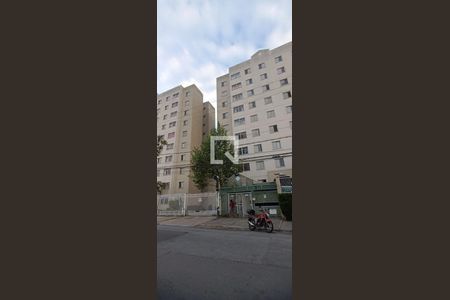 Apartamento para alugar com 43m², 2 quartos e 1 vaga Apartamento para alugar com 43m², 2 quartos e 1 vagaFachada