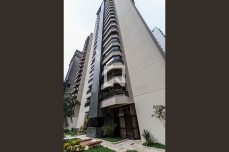 Apartamento à venda com 140m², 4 quartos e 2 vagas Apartamento à venda com 140m², 4 quartos e 2 vagasFachada