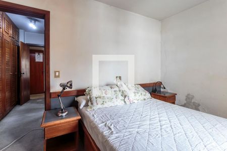 Apartamento à venda com 140m², 4 quartos e 2 vagas Apartamento à venda com 140m², 4 quartos e 2 vagasQuarto Suíte