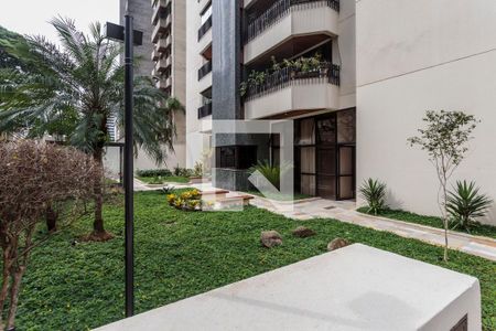 Apartamento à venda com 140m², 4 quartos e 2 vagas Apartamento à venda com 140m², 4 quartos e 2 vagasÁrea comum