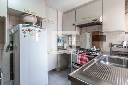 Apartamento à venda com 140m², 4 quartos e 2 vagas Apartamento à venda com 140m², 4 quartos e 2 vagasCozinha