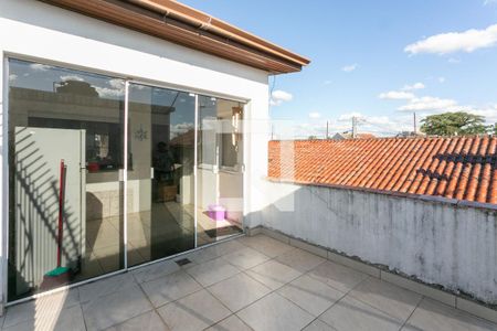 Casa à venda com 180m², 2 quartos e 3 vagas Casa à venda com 180m², 2 quartos e 3 vagasSuíte 2 varanda