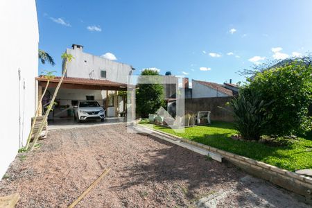 Casa à venda com 180m², 2 quartos e 3 vagas Casa à venda com 180m², 2 quartos e 3 vagasÁrea externa