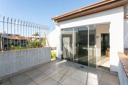 Casa à venda com 180m², 2 quartos e 3 vagas Casa à venda com 180m², 2 quartos e 3 vagasSuíte 2 varanda