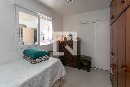 Casa à venda com 180m², 2 quartos e 3 vagas Casa à venda com 180m², 2 quartos e 3 vagasQuarto 2