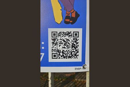 Casa à venda com 780m², 5 quartos e 3 vagas Casa à venda com 780m², 5 quartos e 3 vagasPlaquinha