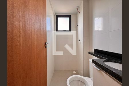 Banheiro da Suíte de apartamento para alugar com 2 quartos, 60m² em Vila Leopoldina, Santo André