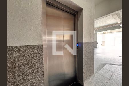 Apartamento para alugar com 60m², 2 quartos e 1 vaga Apartamento para alugar com 60m², 2 quartos e 1 vagaGaragem