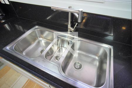 Casa à venda com 500m², 3 quartos e 4 vagasCozinha - Torneira