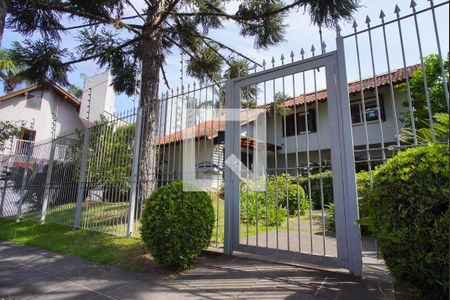 Casa à venda com 500m², 3 quartos e 4 vagasFachada